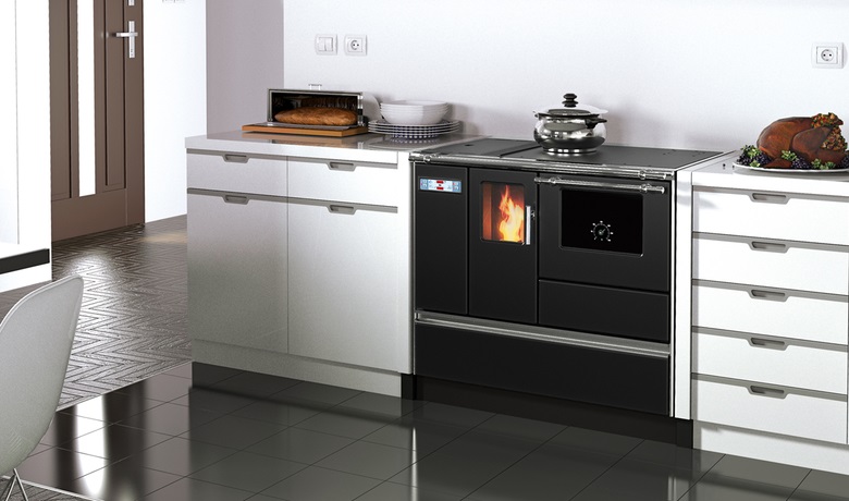 Pellet cooker Alfa black 8kW